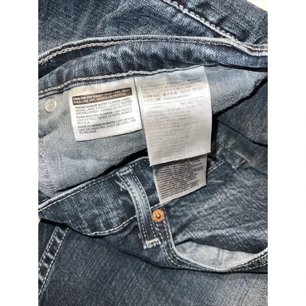 Levi's 42 x 32 559‎ Relaxed Straight Blue Dark  Wash Denim Jeans